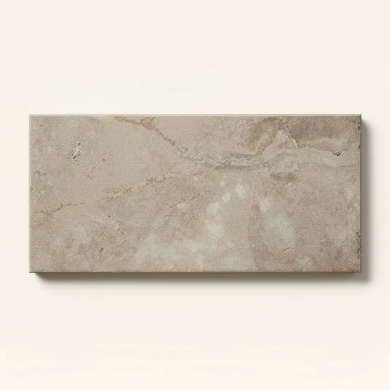 Travertin Bézs Sprengelt Tömítetlen Kefélt Burkolólap 40,6×20,3 cm